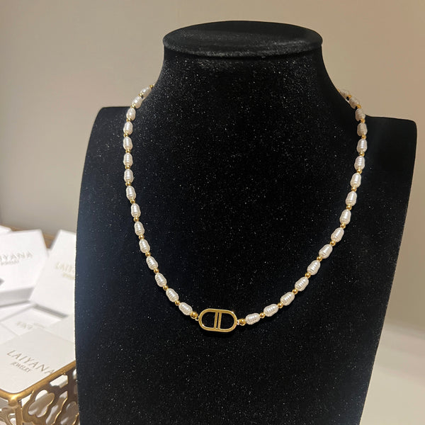 Dina Pearl Necklace